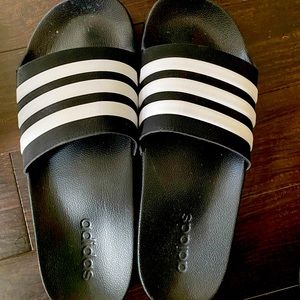 Size 10 Mens ADIDAS slides